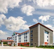 Holiday Inn Express & Suites Exterior