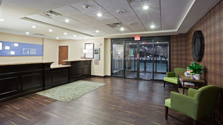 Holiday Inn Express Suites Deming Lobby