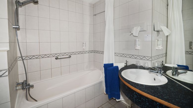 <b>Fletcher Hotel De Zeegser Duinen Room</b>. Images powered by <a href="https://www.leonardoworldwide.com/" title="Leonardo Worldwide" target="_blank">Leonardo</a>.