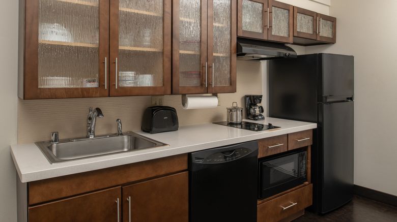 <b>Candlewood Suites Vancouver-Camas Room</b>. Images powered by <a href="https://www.leonardoworldwide.com/" title="Leonardo Worldwide" target="_blank">Leonardo</a>.