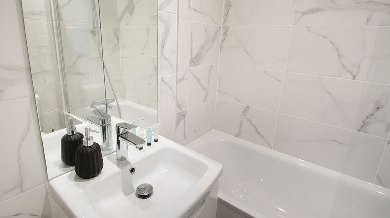 <b>Heathrow Airport Apartments Room</b>. Images powered by <a href="https://leonardo.com/" title="Leonardo Worldwide" target="_blank">Leonardo</a>.