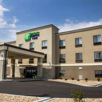 Holiday Inn Express & Suites Sikeston SW