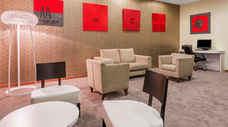 <b>Crowne Plaza Venice East Meeting</b>. Images powered by <a href="https://www.leonardoworldwide.com/" title="Leonardo Worldwide" target="_blank">Leonardo</a>.