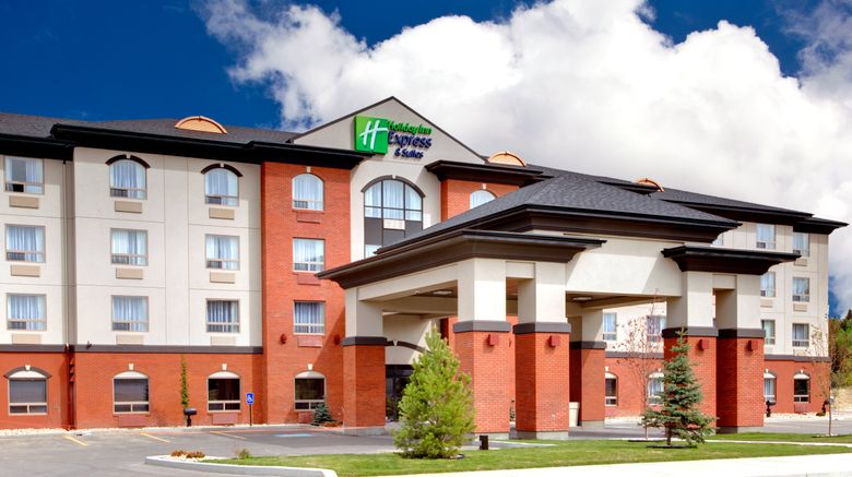 Holiday Inn Express  and  Suites Whitecourt Exterior. Images powered by <a href="https://www.leonardoworldwide.com" target="_blank" rel="noopener">Leonardo</a>.