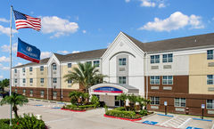 Candlewood Suites