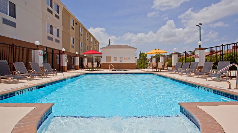 <b>Candlewood Suites Houston Westchase - Westheimer Pool</b>. Images powered by <a href="https://www.leonardoworldwide.com/" title="Leonardo Worldwide" target="_blank">Leonardo</a>.