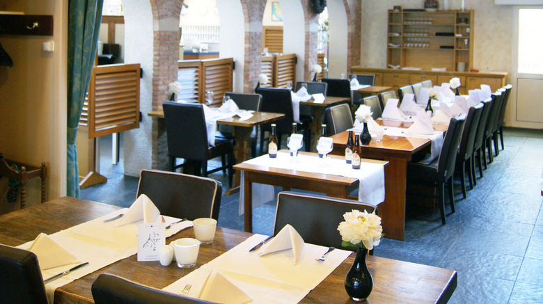 <b>Fletcher Hotel de Zalm Restaurant</b>. Images powered by <a href="https://www.leonardoworldwide.com/" title="Leonardo Worldwide" target="_blank">Leonardo</a>.