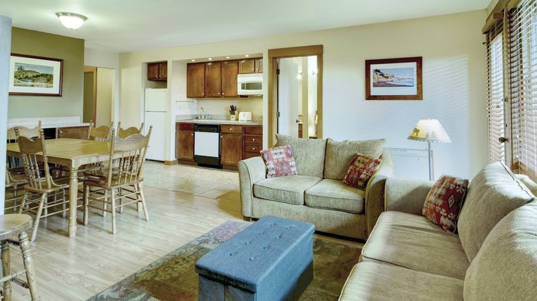 <b>Seventh Mountain Resort Room</b>. Images powered by <a href="https://www.leonardoworldwide.com/" title="Leonardo Worldwide" target="_blank">Leonardo</a>.