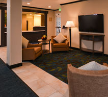 Candlewood Suites Lobby