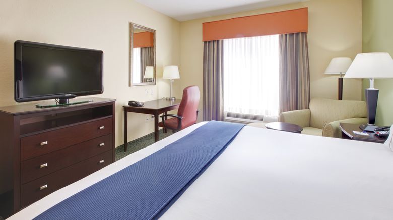 <b>Holiday Inn Express & Suites Covington Suite</b>. Images powered by <a href="https://www.leonardoworldwide.com/" title="Leonardo Worldwide" target="_blank">Leonardo</a>.