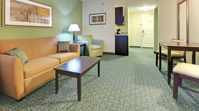 <b>Holiday Inn Express & Suites Covington Suite</b>. Images powered by <a href="https://www.leonardoworldwide.com/" title="Leonardo Worldwide" target="_blank">Leonardo</a>.