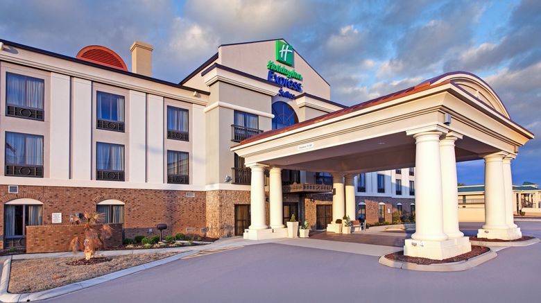 <b>Holiday Inn Express & Suites Covington Exterior</b>. Images powered by <a href="https://www.leonardoworldwide.com/" title="Leonardo Worldwide" target="_blank">Leonardo</a>.