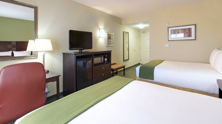 <b>Holiday Inn Express & Suites Covington Room</b>. Images powered by <a href="https://www.leonardoworldwide.com/" title="Leonardo Worldwide" target="_blank">Leonardo</a>.