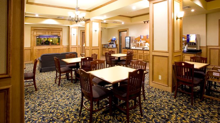 Holiday Inn Express Jourdanton Restaurant