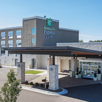 Holiday Inn Express & Suites Ludington