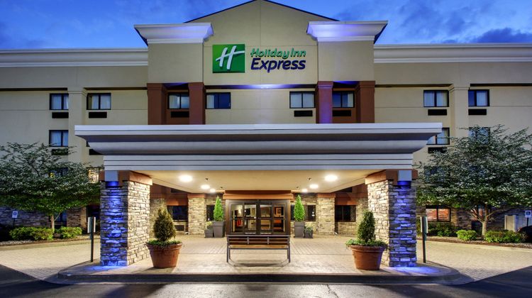 Holiday Inn Express/Oak Grove Exterior