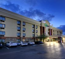 Holiday Inn Express/Oak Grove Exterior