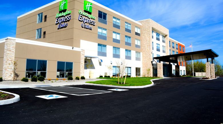 <b>Holiday Inn Express & Suites Oswego Exterior</b>. Images powered by <a href="https://www.leonardoworldwide.com/" title="Leonardo Worldwide" target="_blank">Leonardo</a>.