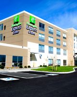 Holiday Inn Express & Suites Oswego