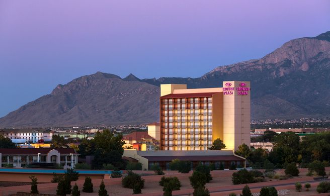 Crowne Plaza Albuquerque Exterior