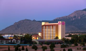 Crowne Plaza Albuquerque