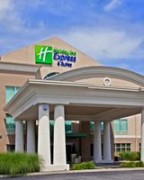 Holiday Inn Express & Suites Greenwood