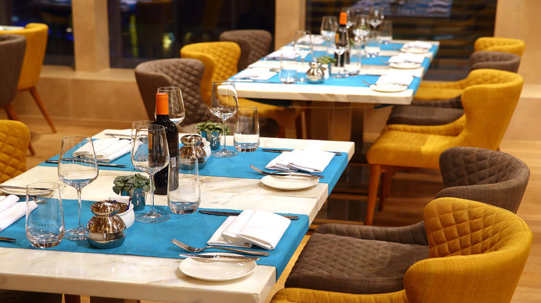 <b>Hotel Indigo Hong Kong Island Restaurant</b>. Images powered by <a href="https://www.leonardoworldwide.com/" title="Leonardo Worldwide" target="_blank">Leonardo</a>.