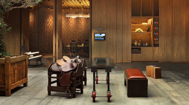 <b>Hotel Indigo Lijiang Ancient Town Meeting</b>. Images powered by <a href="https://www.leonardoworldwide.com/" title="Leonardo Worldwide" target="_blank">Leonardo</a>.