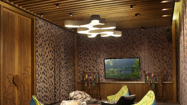 <b>Hotel Indigo Lijiang Ancient Town Meeting</b>. Images powered by <a href="https://www.leonardoworldwide.com/" title="Leonardo Worldwide" target="_blank">Leonardo</a>.