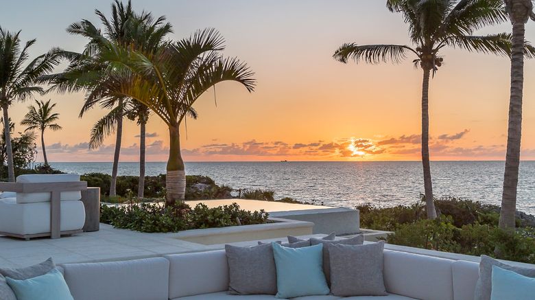 <b>Grace Bay Club Exterior</b>. Images powered by <a href="https://www.leonardoworldwide.com/" title="Leonardo Worldwide" target="_blank">Leonardo</a>.
