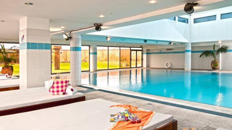 Leonardo Hotel Haifa Pool