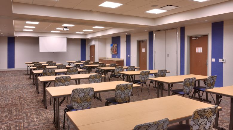 <b>Holiday Inn Express Hotel/Stes Phoenix W Meeting</b>. Images powered by <a href="https://www.leonardoworldwide.com/" title="Leonardo Worldwide" target="_blank">Leonardo</a>.