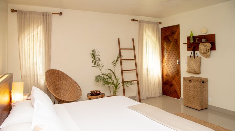 <b>Mezzanine Room</b>. Images powered by <a href="https://www.leonardoworldwide.com/" title="Leonardo Worldwide" target="_blank">Leonardo</a>.