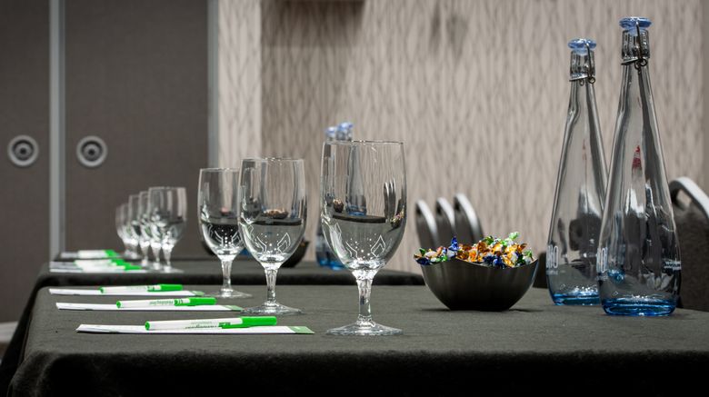 <b>Holiday Inn Edmonton S-Ellerslie Rd Meeting</b>. Images powered by <a href="https://www.leonardoworldwide.com/" title="Leonardo Worldwide" target="_blank">Leonardo</a>.