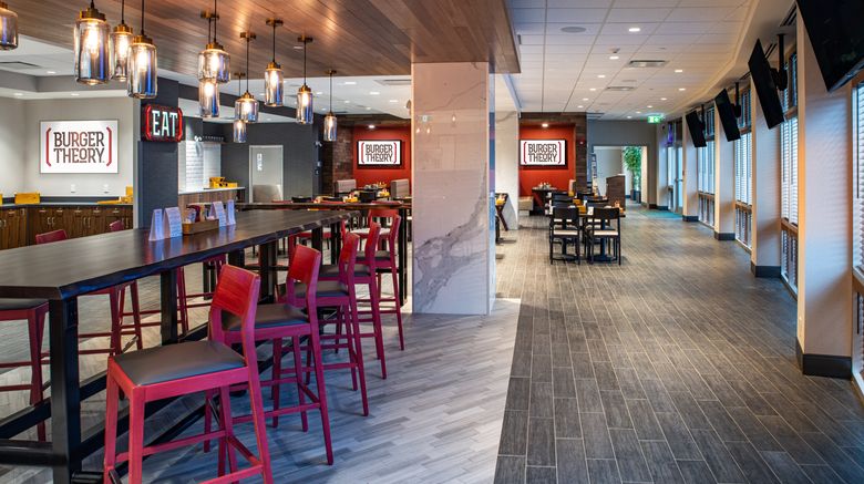 <b>Holiday Inn Edmonton S-Ellerslie Rd Restaurant</b>. Images powered by <a href="https://www.leonardoworldwide.com/" title="Leonardo Worldwide" target="_blank">Leonardo</a>.