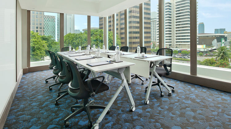 Holiday Inn Express Jakarta Wahid Hasyim Meeting