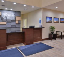 Holiday Inn Express & Suites Dearborn Lobby