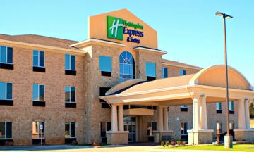 Holiday Inn Express & Suites Bonham