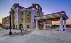 Holiday Inn Express/Stes Carrizo Springs