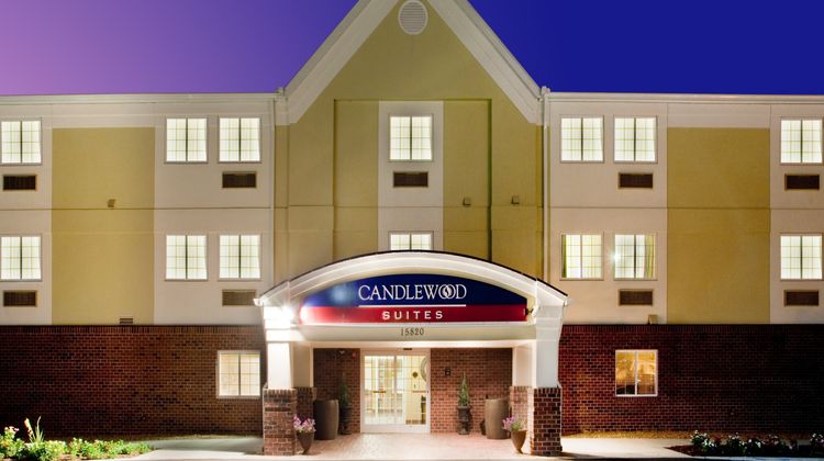 Candlewood Suites Colonial Heights Exterior