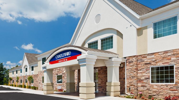 Candlewood Suites Exterior