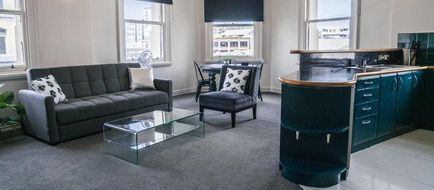 U Suites On Manners Room