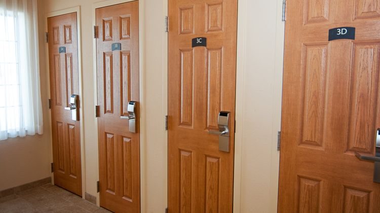 Staybridge Suites Wichita Lobby