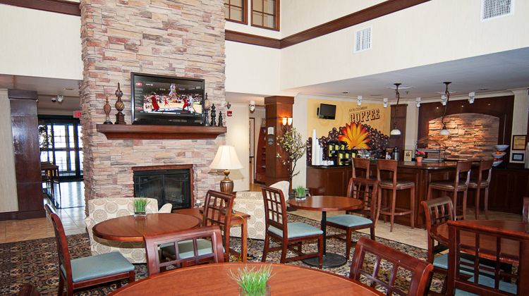Staybridge Suites Wichita Lobby