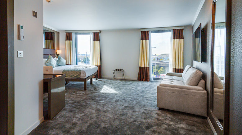<b>Atrium Hotel Heathrow Room</b>. Images powered by <a href="https://www.leonardoworldwide.com/" title="Leonardo Worldwide" target="_blank">Leonardo</a>.