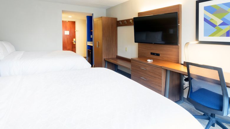 <b>Holiday Inn Express Richmond Airport Room</b>. Images powered by <a href="https://www.leonardoworldwide.com/" title="Leonardo Worldwide" target="_blank">Leonardo</a>.
