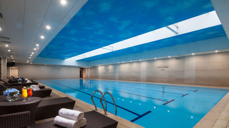 Crowne Plaza Shanghai Jinxiu Pool