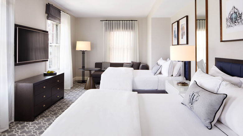 <b>The Whitney Hotel Room</b>. Images powered by <a href="https://www.leonardoworldwide.com/" title="Leonardo Worldwide" target="_blank">Leonardo</a>.
