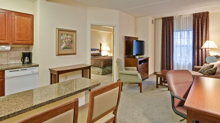 Staybridge Suites - Buffalo Room