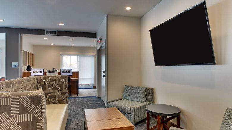 <b>Holiday Inn Express & Suites Ithaca Restaurant</b>. Images powered by <a href="https://www.leonardoworldwide.com/" title="Leonardo Worldwide" target="_blank">Leonardo</a>.